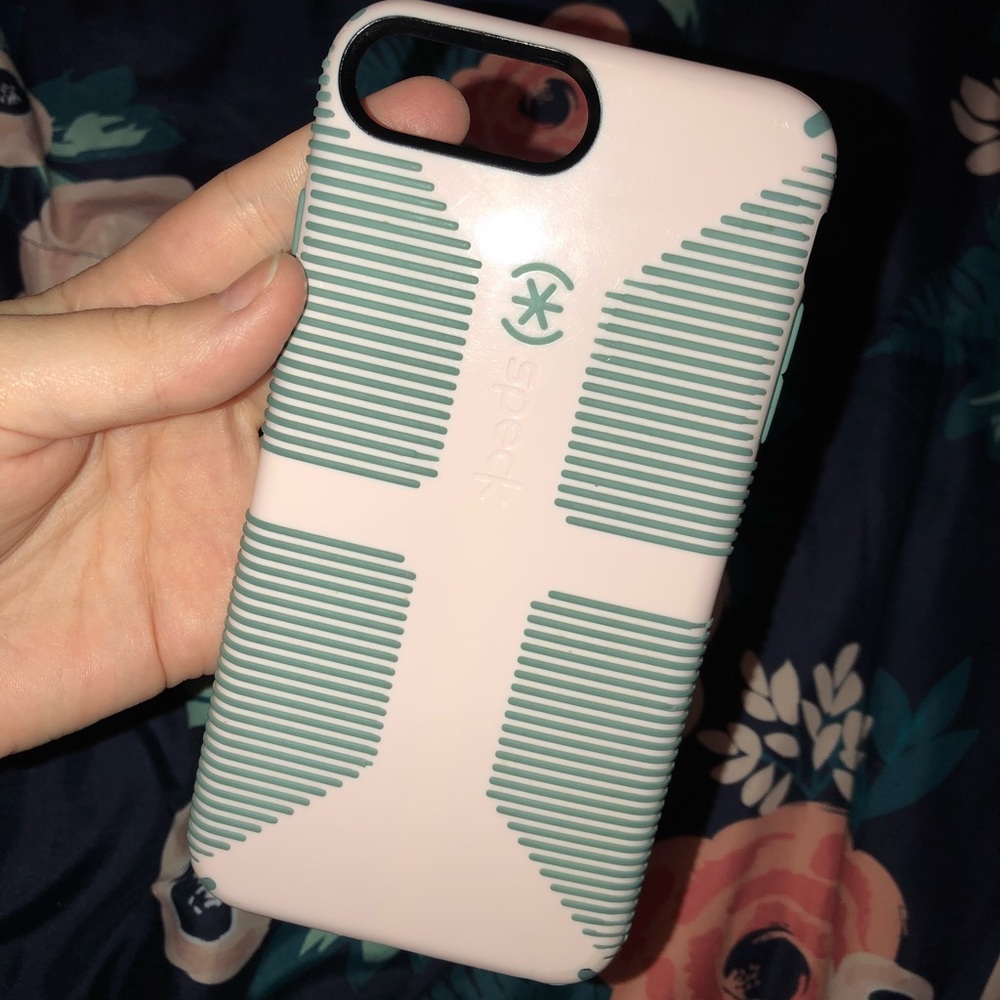iPhone 7/8 plus Speck Case